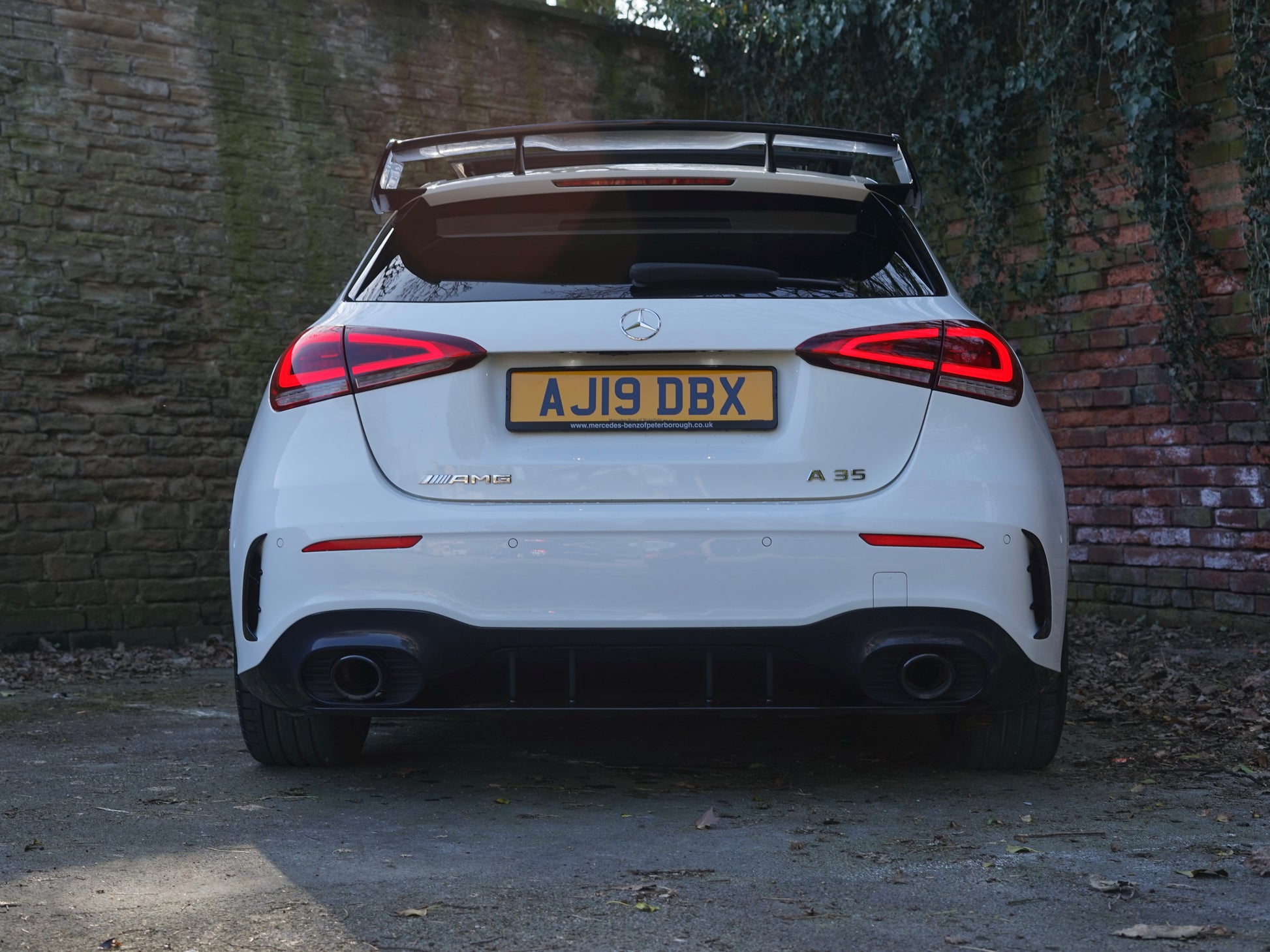 Mercedes-Benz A35 AMG