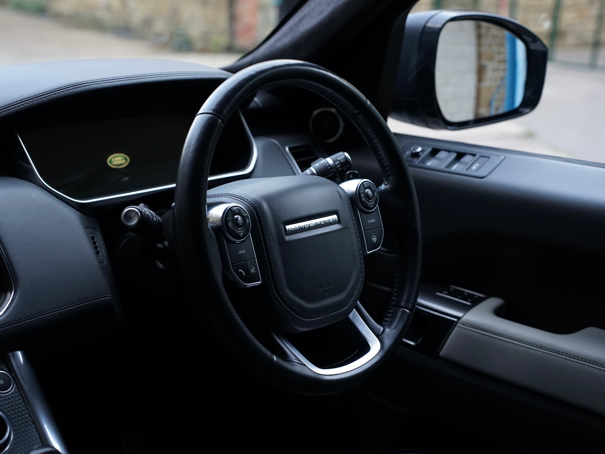 Range Rover Sport Autobiography